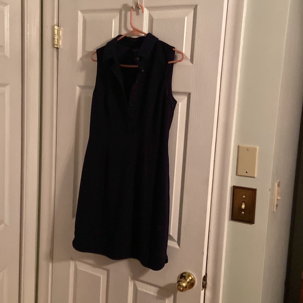 Dress - Picture 2 of 8